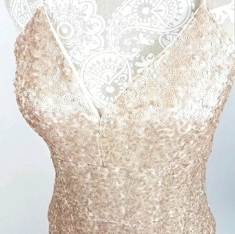 Nicole Miller New York sequin gown blush size 10 - Picture 6 of 8